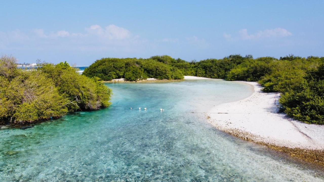 Iru Maldives Thulusdhoo Exterior foto